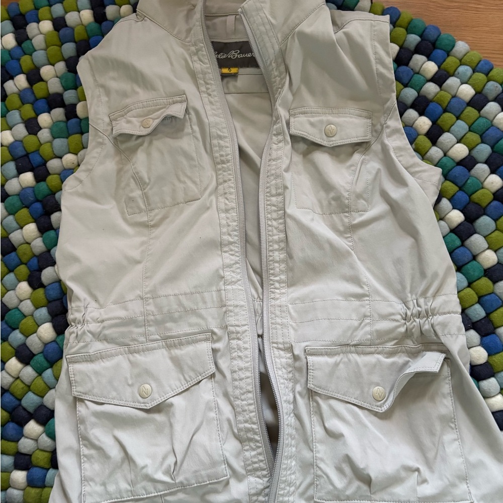 Eddie Bauer tan safari vest